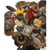 Image 4 : A bag lot of assorted material buttons