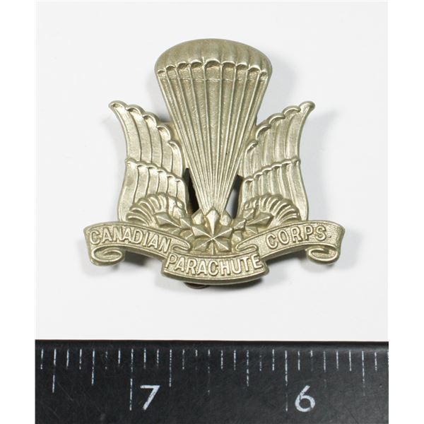 #179 CANADIAN PARACHUTE CORPS CAP BADGE AIRBORNE