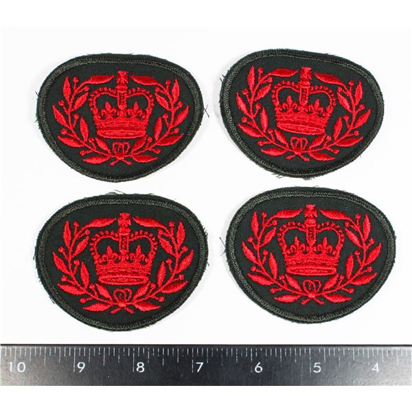 #263 LOT OF 4 QUEENS CROWN UNIFORM RANK INSIGNIA