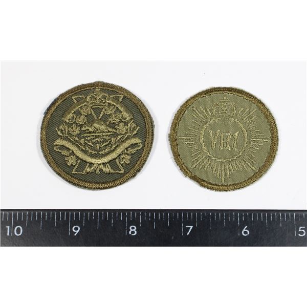 #264 CALGARY HIGHLANDERS + RCR MILITARY INSIGNIA