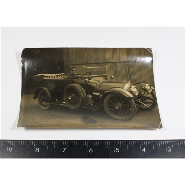 #323 WW1 BRITISH ROYAL AIR FORCE IN CAR PHOTO