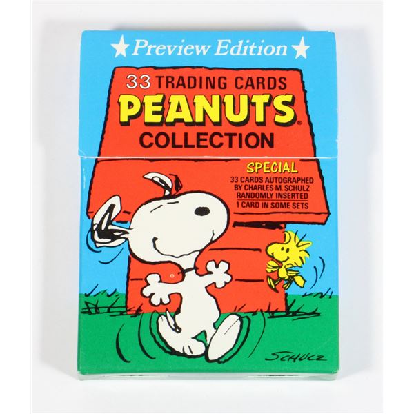#674 PEANUTS TRADING CARDS SNOOPY IN PACKAGE