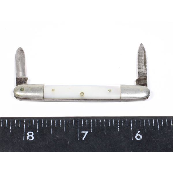 #776 VINTAGE SMALL SIZE POCKET KNIFE INLAID