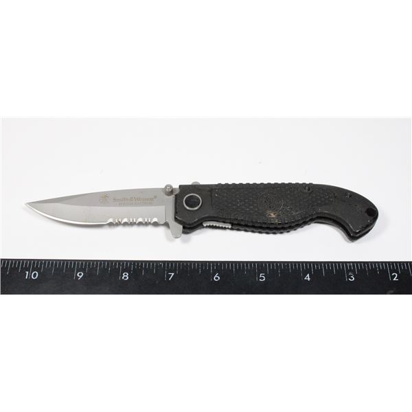 #790 SMITH & WESSON SPECIAL TACTICAL FOLDING KNIFE