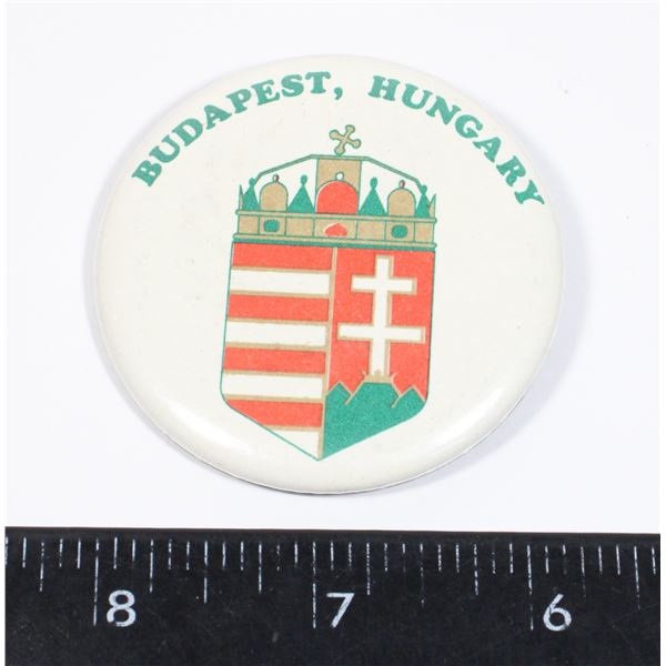 #896 VINTAGE PIN BUDAPEST HUNGARY EUROPE