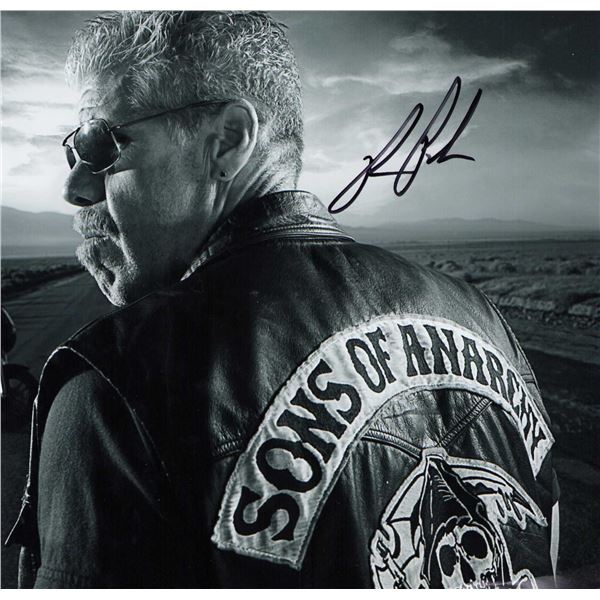 Ron Perlman signed photo