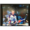 Image 1 : WAYNE GRETZKY SIGNED 8 X 10 (GCG HOLO)