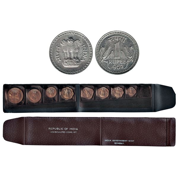 Republic India: 1967, Strip Packing, UNC set of 8 coins, 1 rupee (1962), 50 paisa, 25 paisa,