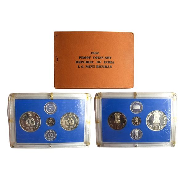 1982, National Integration, Proof set of 4 coins, 100 rupees, 10 rupees, 2 rupees and 50 paise, Bomb