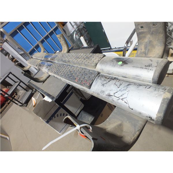 2 Dodge Running Boards