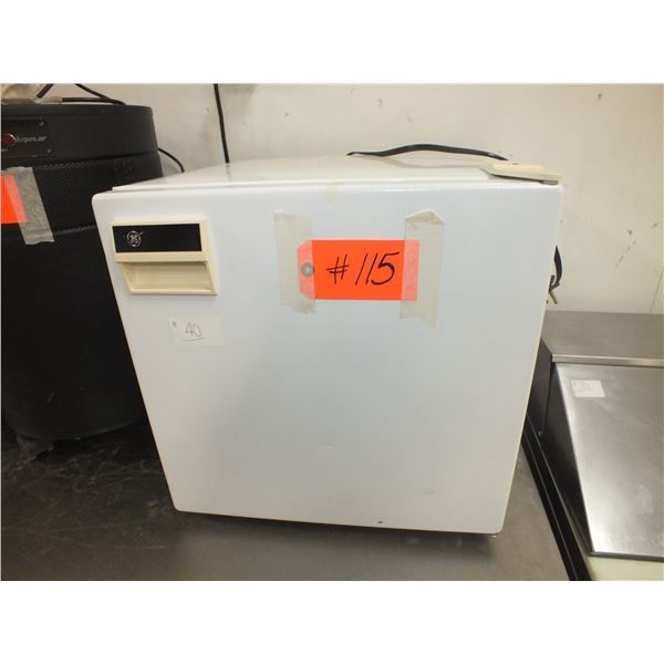 GE Mini Fridge