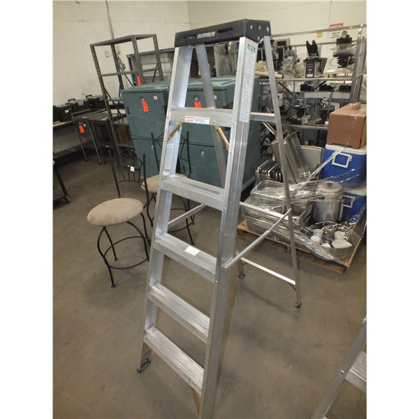 6ft Aluminum Ladder