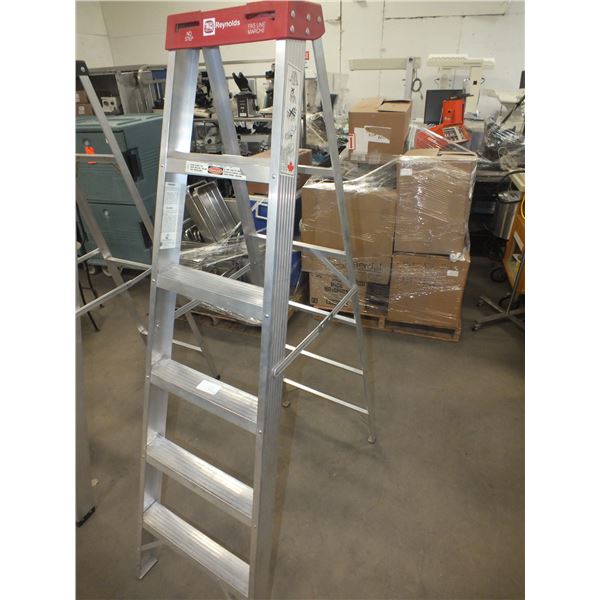 6ft Aluminum Ladder