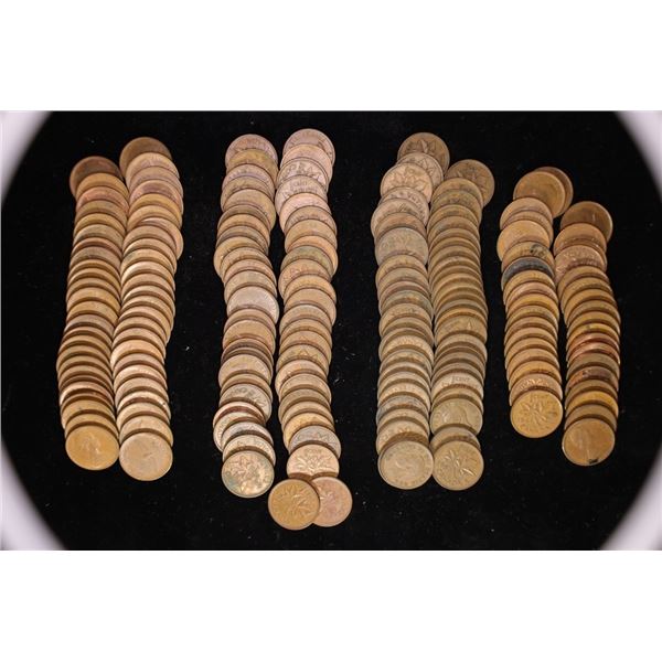 186 ASSORTED CANADA ONE CENT COINS: 1940-1979