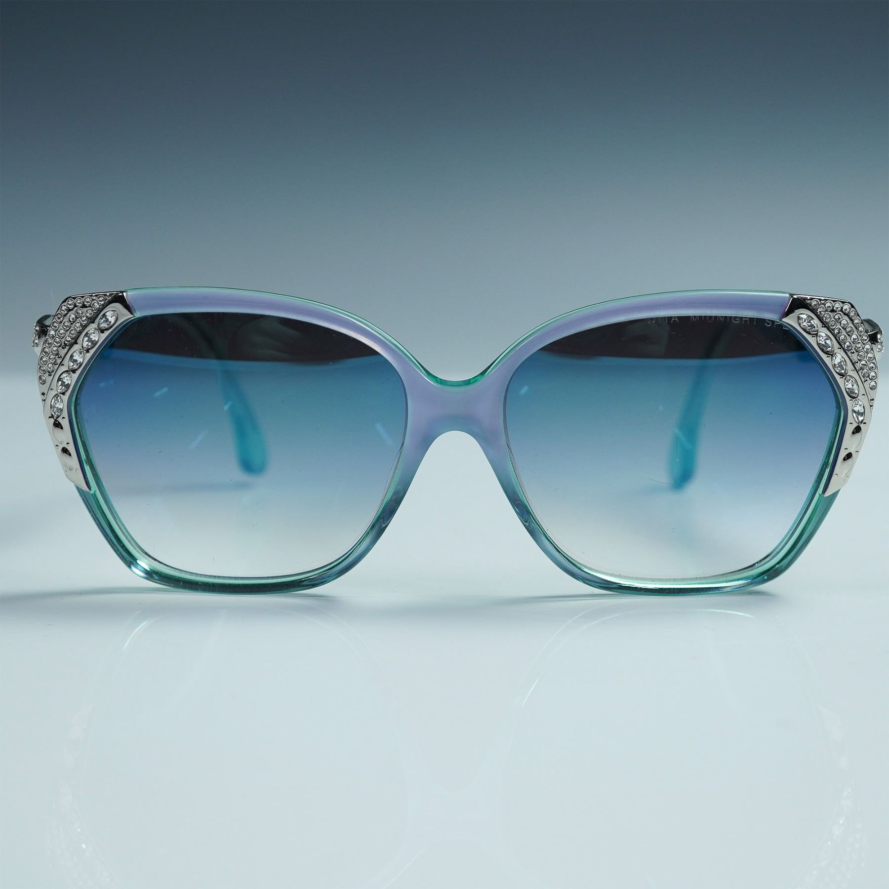 CHAMPAGNE & CAVIAR SUNGLASSES BLACK CRYSTAL