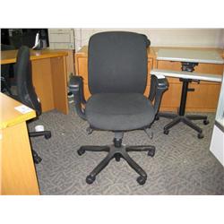 Black Teknion Amicus Syncaro Executive Tilter