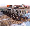 Image 2 : HINIKER ECON-O-TILL 8 ROW 3 PT. CULTIVATOR,