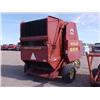 Image 4 : NH 664 ROUND BALER, AUTO WRAP