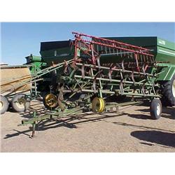 JD 3 BAR SPRING TOOTH FIELD CONDITIONER