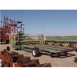 JD MOD 200 STACK FEEDER WAGON