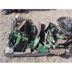 JD FLUTED PLANTERS & HARROWS