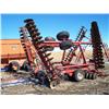Image 2 : 32' CASE/IH TANDOM DISK 19.5" FRT 19.5" REAR