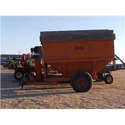 WETMORE 400 BUSHEL GRAIN CART
