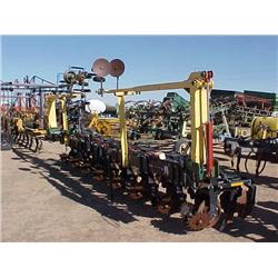 REMLINGER STRIP TILL UNIT 8X30 W/FERT PUMP