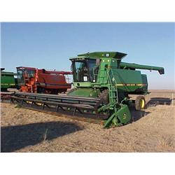 1997 JD 9600 Combine