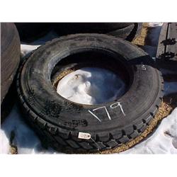 BRIDGESTONE 11R24.5 SEMI TIRE