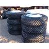 Image 1 : NEW RETREAD 295/75R 22.5 SEMI TIRES