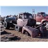 Image 1 : 1955 IHC R-190 PARTS TRUCK