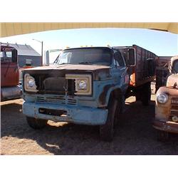 1982 CHEV C60 GRAIN TRUCK