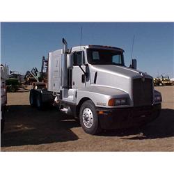 1992 KENWORTH T600 TWIN SCREW SEMI TRACTOR