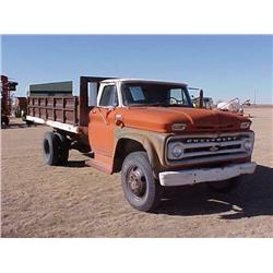 1965 CHEV C60 GRAIN TRUCK W/16' BED