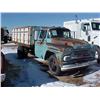 Image 1 : 1959 CHEV. VIKING 60 GRAIN TRUCK