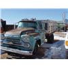 Image 2 : 1959 CHEV. VIKING 60 GRAIN TRUCK