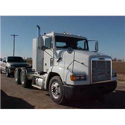 2002 FRIEGHTLINER FLD112 TWIN SCREW SEMI TRACTOR
