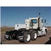 Image 4 : 2002 FRIEGHTLINER FLD112 TWIN SCREW SEMI TRACTOR