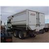 Image 4 : 1999 IHC 4900 FEED TRUCK W/ ROTOMIX 900 BOX