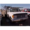 Image 1 : 1991 FORD F350 DUALLY FLATBED W/LADDER RACK