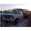 Image 2 : 1991 FORD F350 DUALLY FLATBED W/LADDER RACK