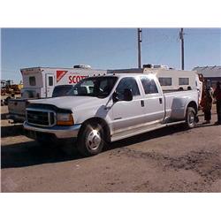 1999 FORD F350 CREW CAB DUALLY XLT
