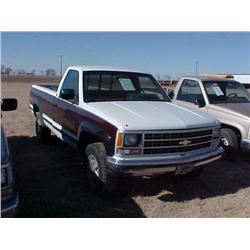 1988 CHEV 2500 SCOTTSDALE 4X4