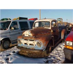 1951 FORD F3 STEPSIDE