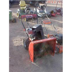 MTD YARD MACHINE 22" 5HP SNOW BLOWER