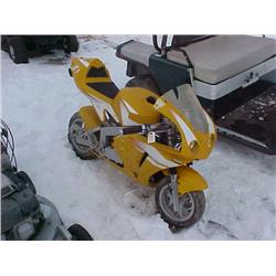YELLOW KIDS X1 CROTCH ROCKET 50CC M/C