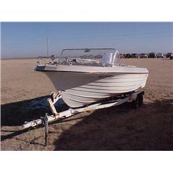 1965 NAVAJO 17' CLOSED BOW SKI BOAT, 4CLYD I/O