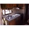 Image 5 : 1985 30' MOBILE VILLA 5TH WHEEL CAMPER, ROOF A/C,