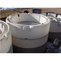 SOLAR-WHITE POLY TANK